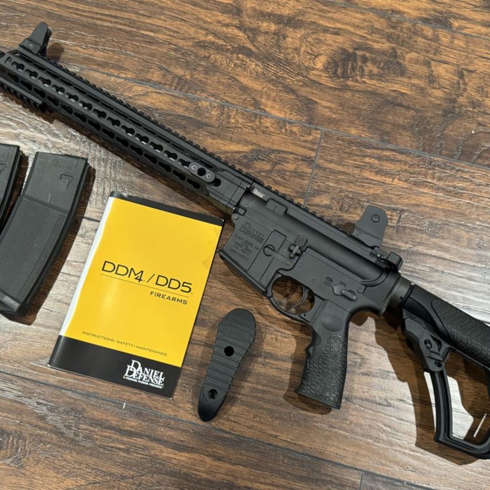 Image 2 - Daniel Defense DDM4V7 14.5 KM