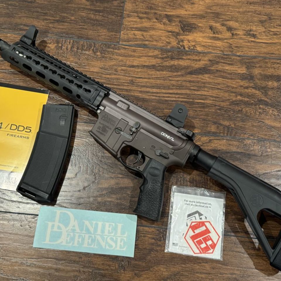 Image 2 - Daniel Defense DDM4V7p Pistol