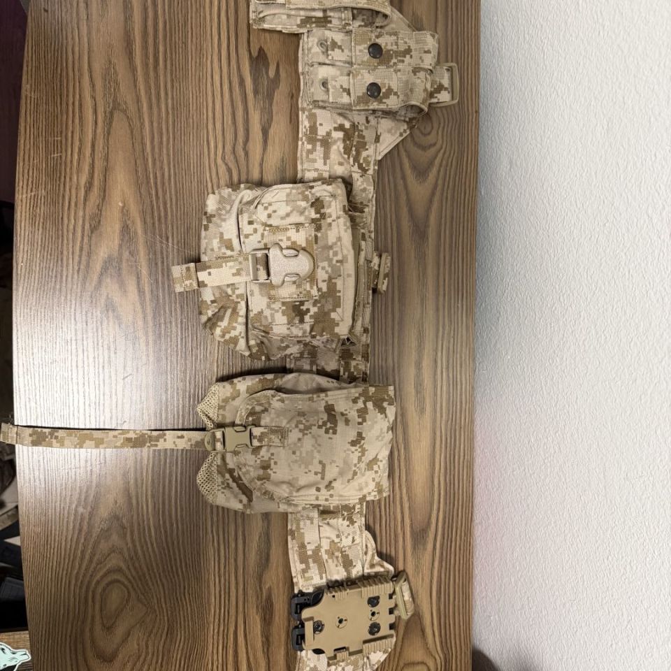 Image 2 - AOR1 Kit Lot (NewPouchesAdded)