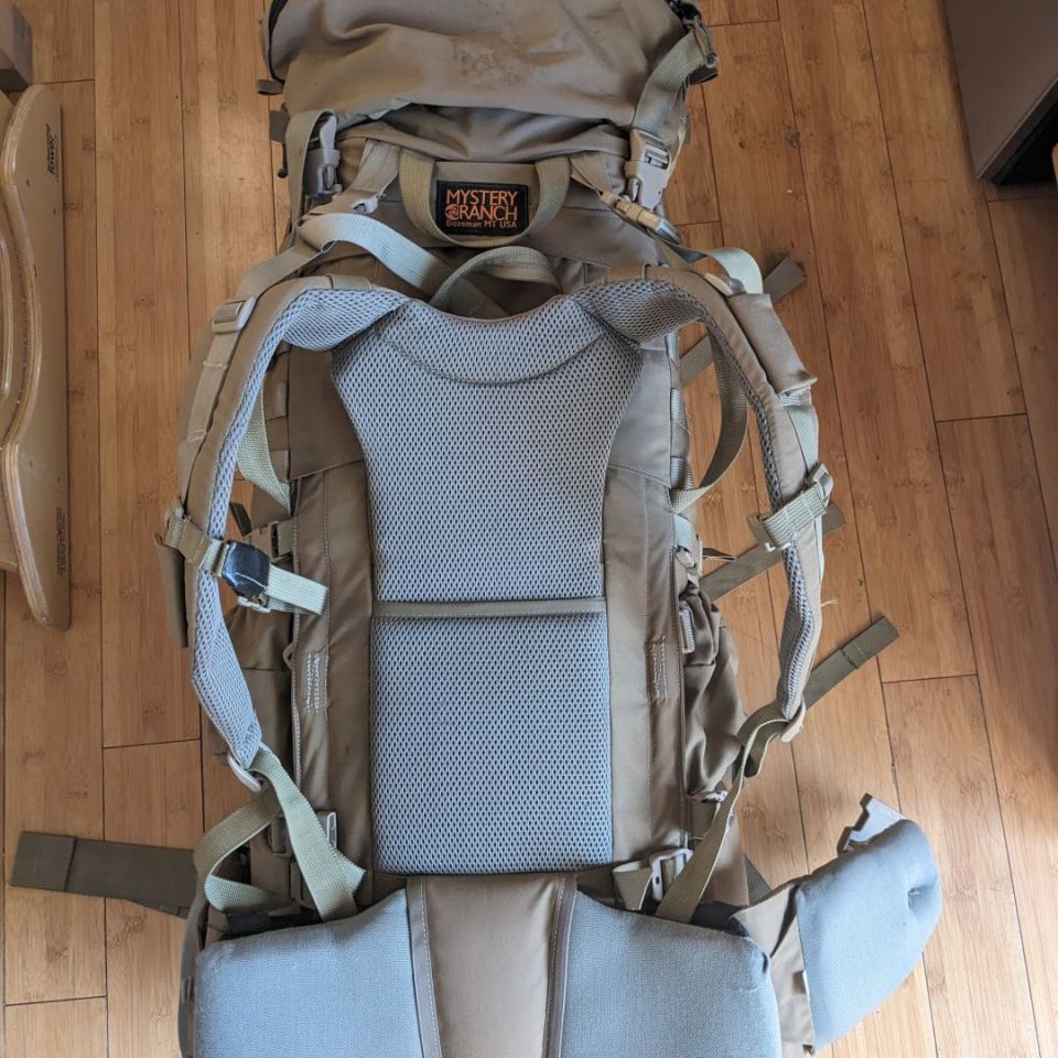 Image 3 - Oldgen mystery ranch wolfpup