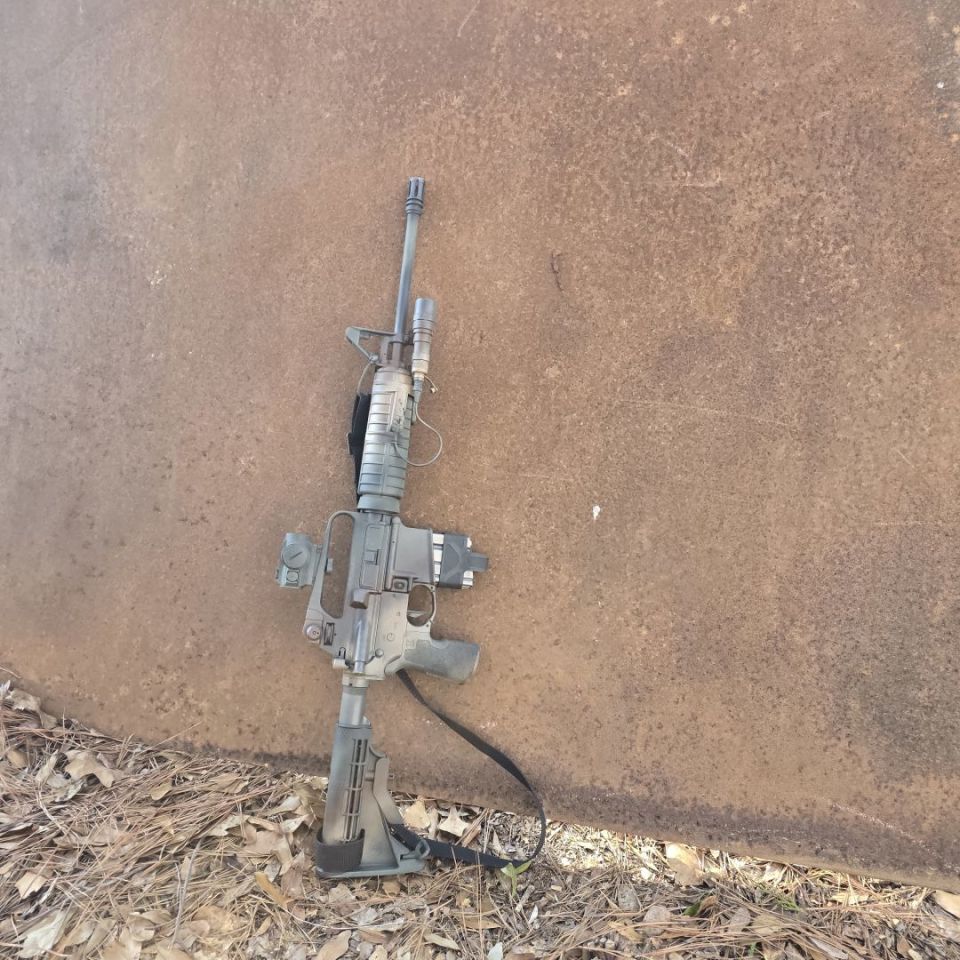 Image 2 - Bushy carry handle