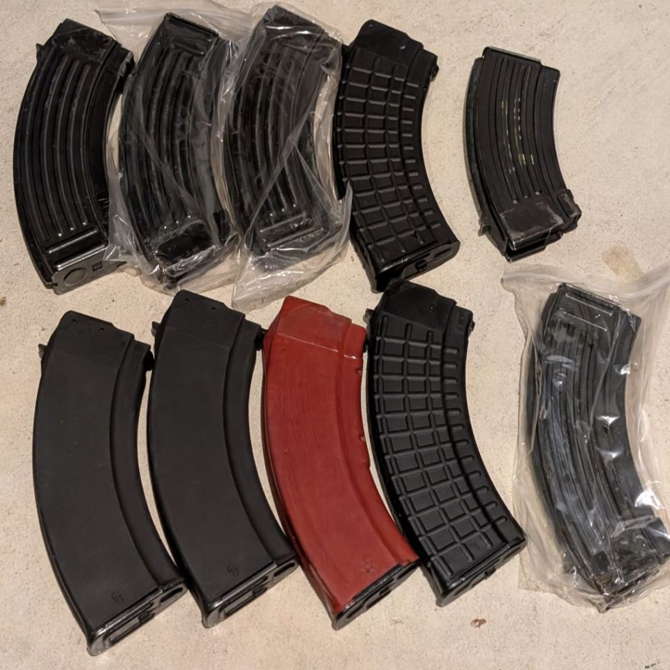 Image 1 - Ak mags