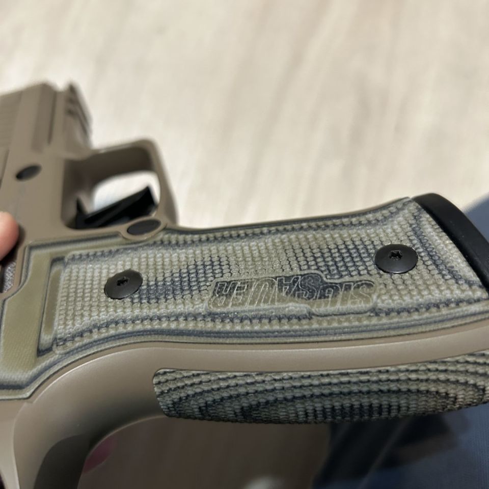 Image 3 - P320 Coyote AXG Scorpion