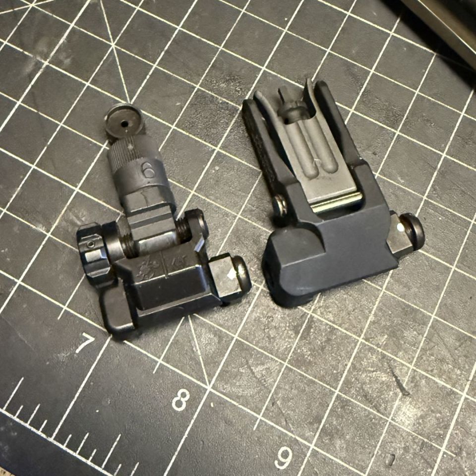 Image 1 - KAC buis set. 