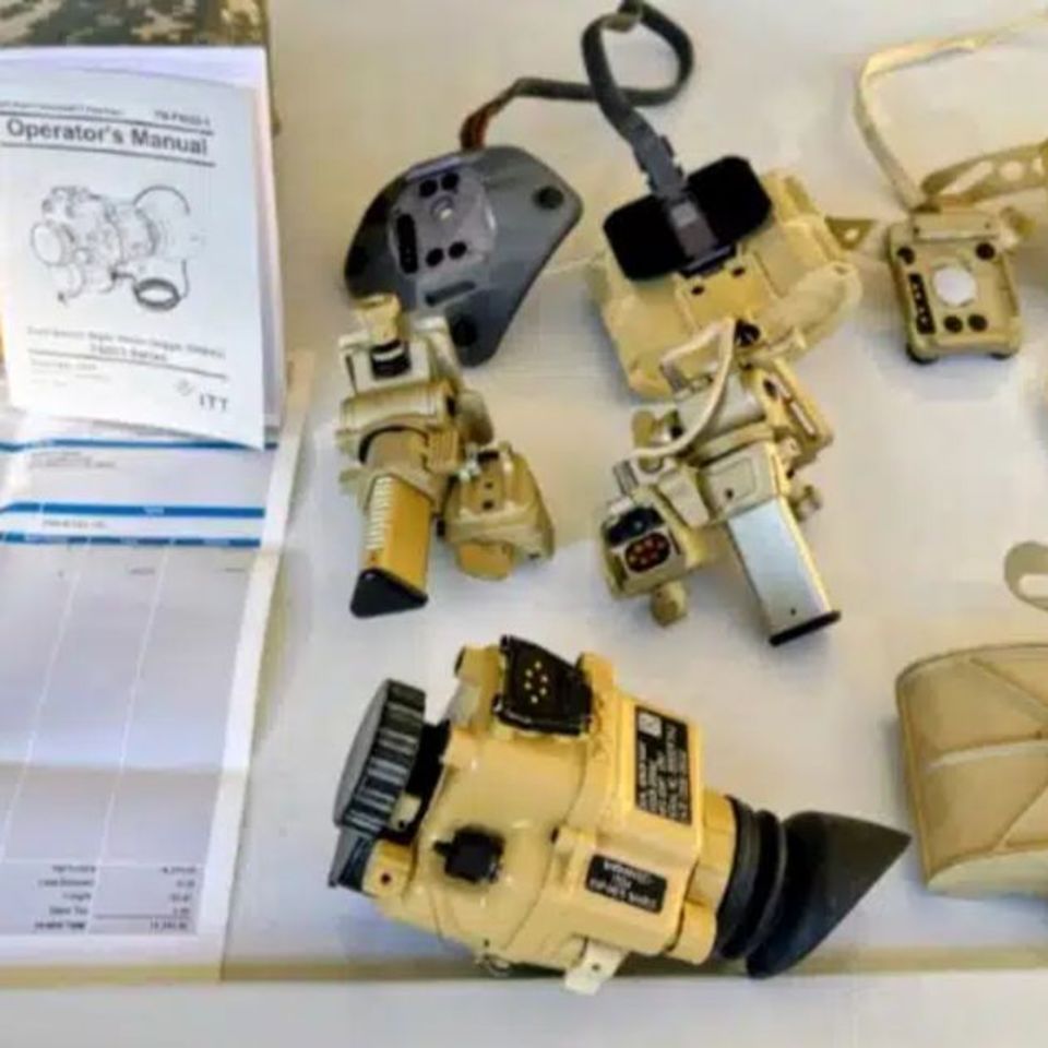 Image 2 - AN/PSQ-20A DSNVG 