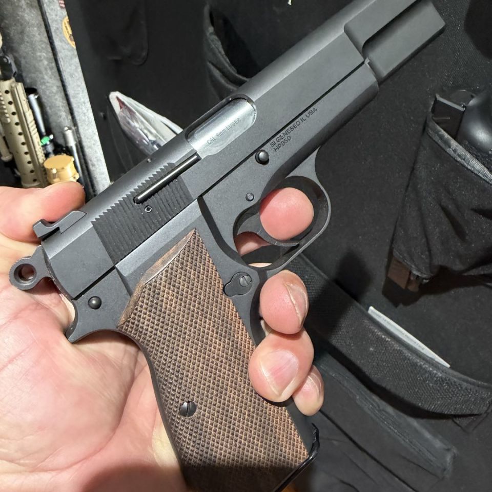 Image 2 - Springfield SA-35