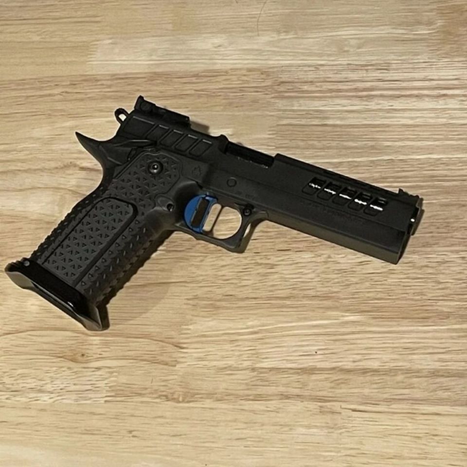 Image 2 - Limited edition, Titan RDS