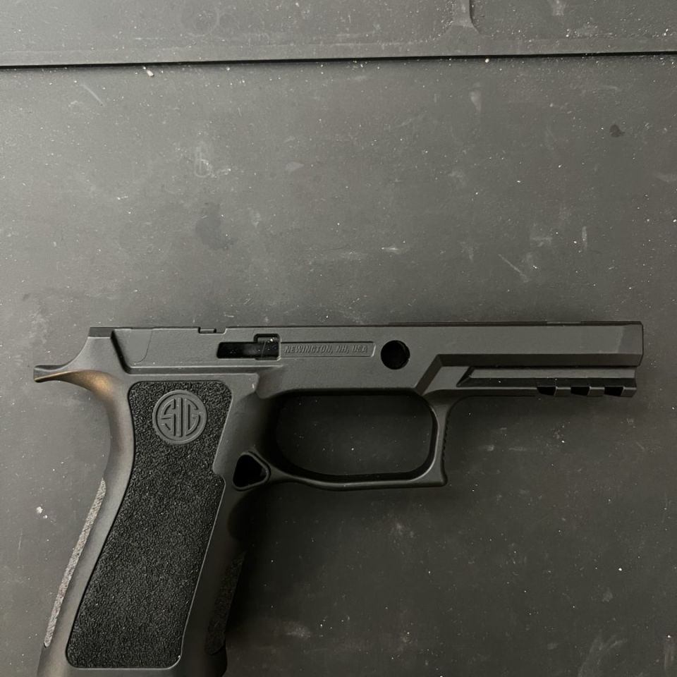 Image 2 - P320 XCarry Grip (Brand New)