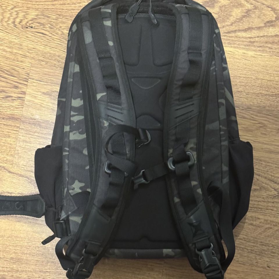 Image 2 - Vertx Readypack Black Multicam