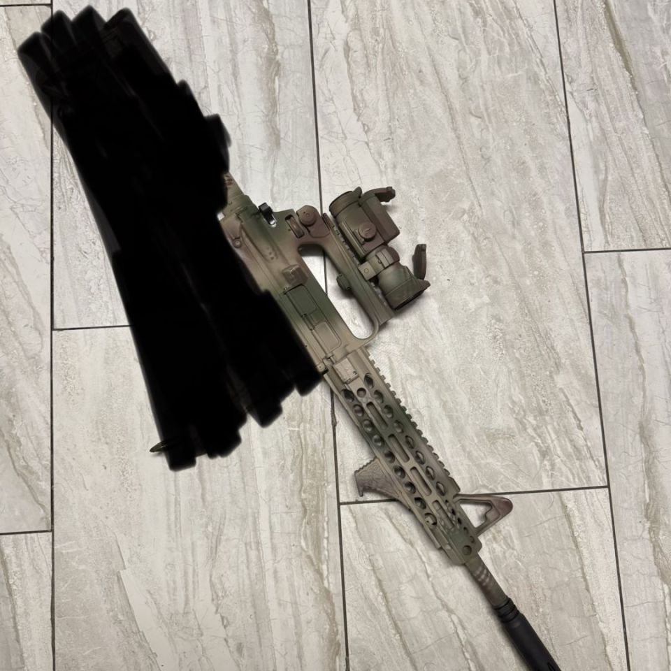 Image 1 - Carry handle upper