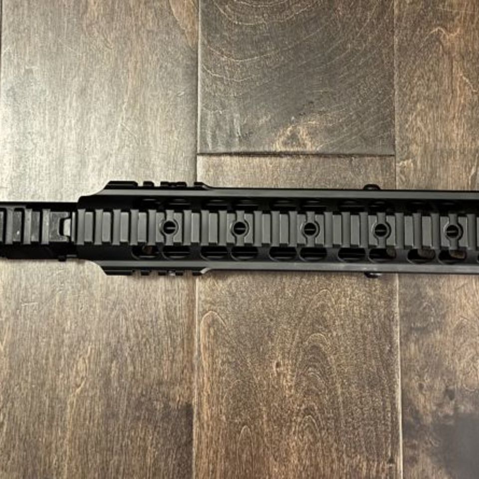 Image 3 - KAC Carbine Mod 2 URX 3.1 