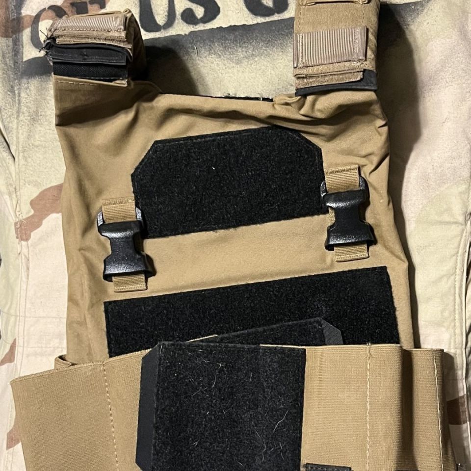 Image 3 - Hoplite plates and aro1 