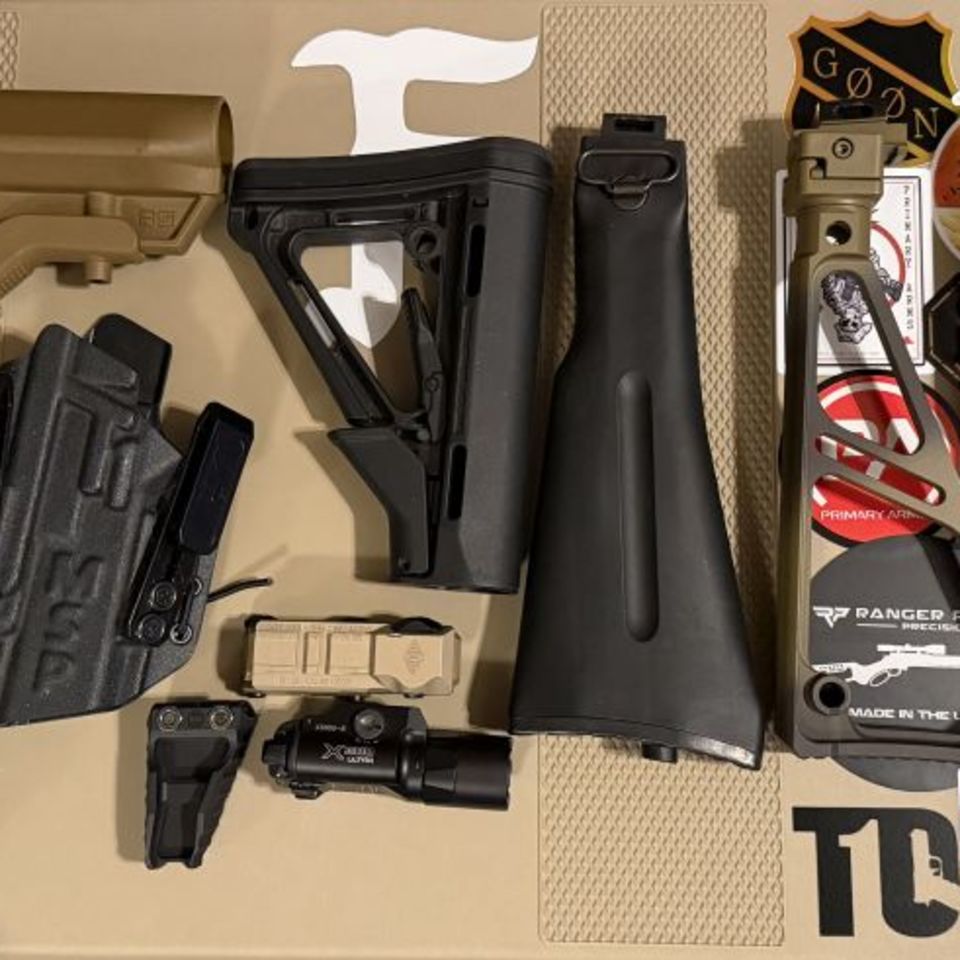 Image 1 - Safe clean out.