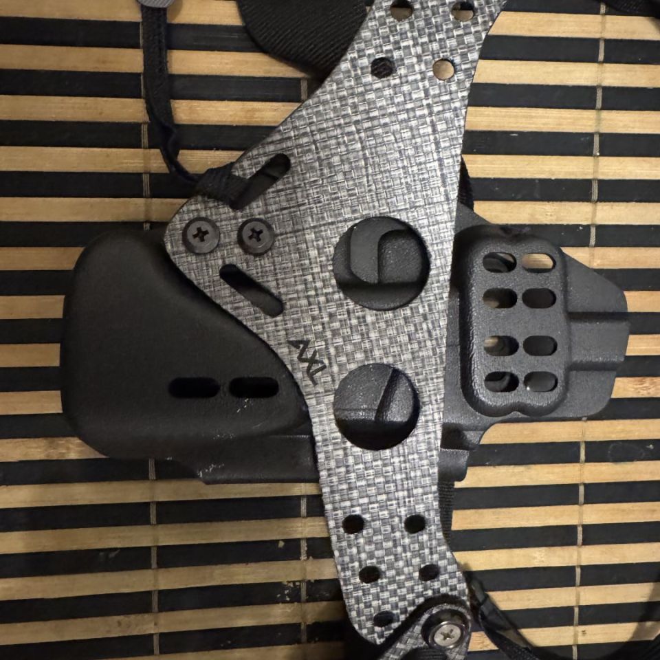 Image 2 - PHLster Enigma Glock 17