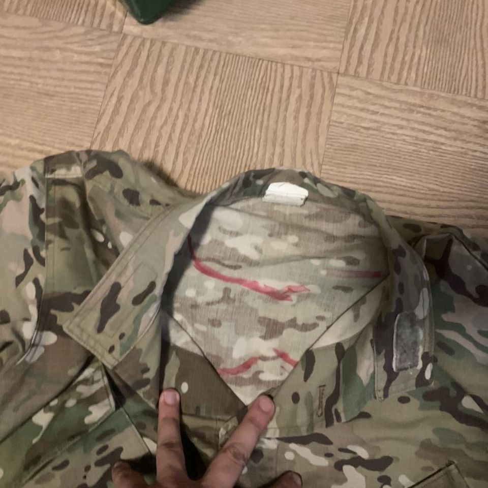 Image 2 - Patagonia level 9 field top LR