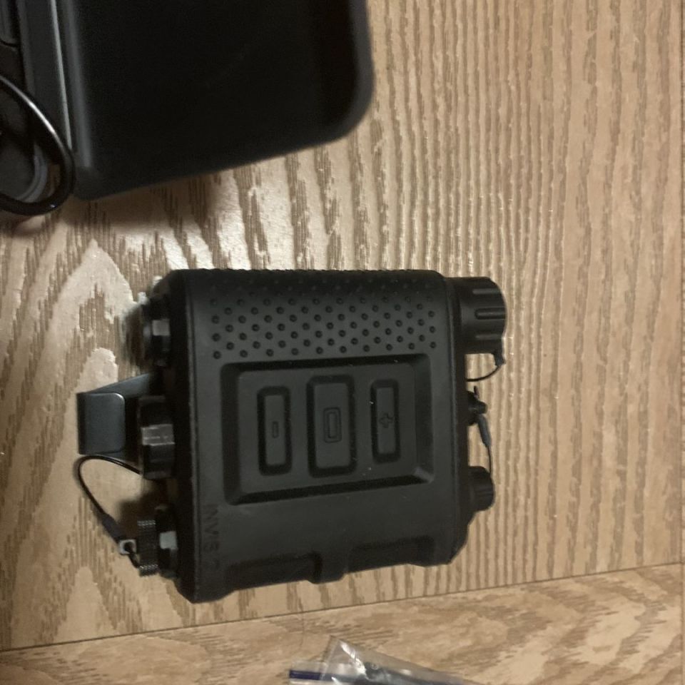 Image 3 - Invisio x50 ptt and earbud kit