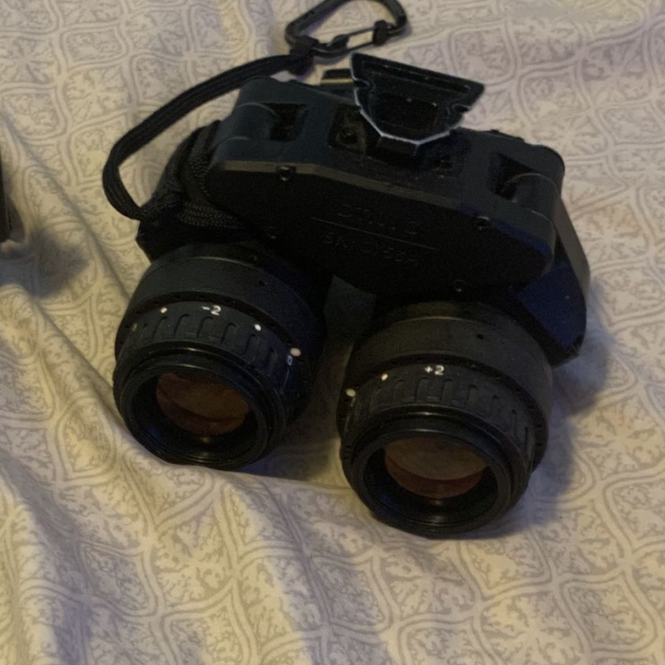 Image 2 - Dtnvg night vision goggles