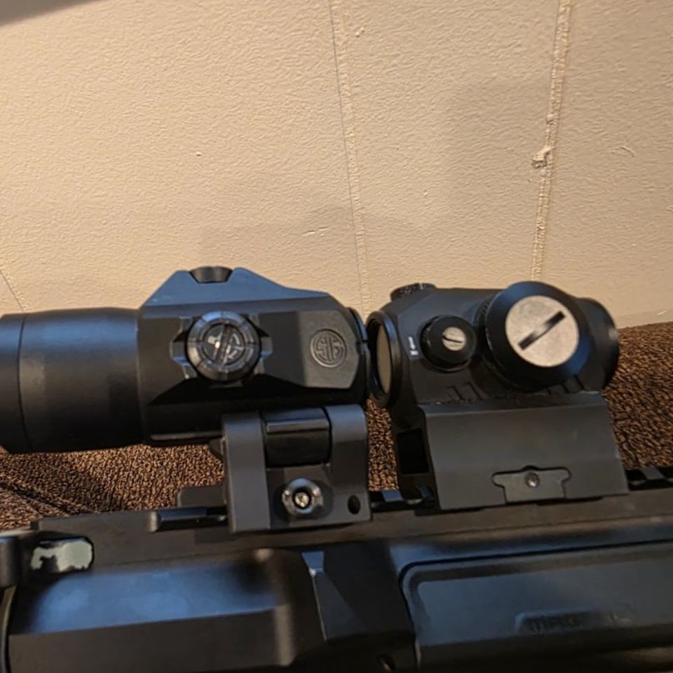 Image 2 - Romeo 5 Juliet 3 combo WTT