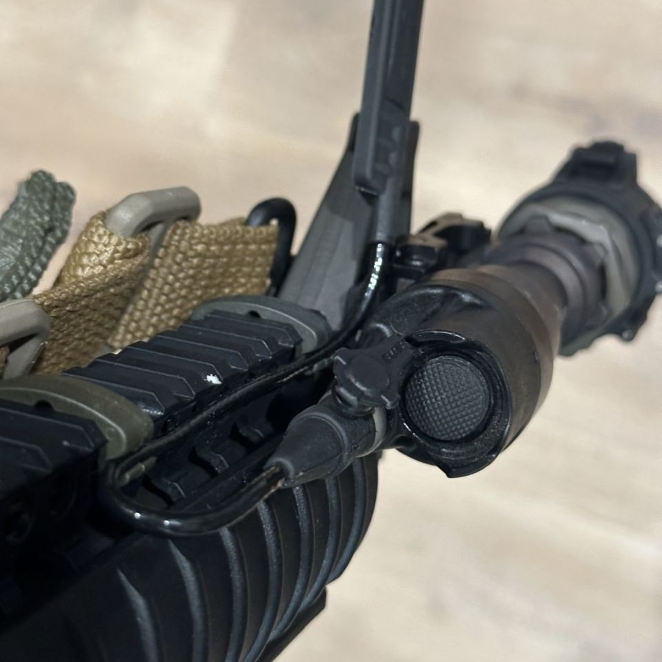 Image 5 - Surefire 951 LED w/ switch