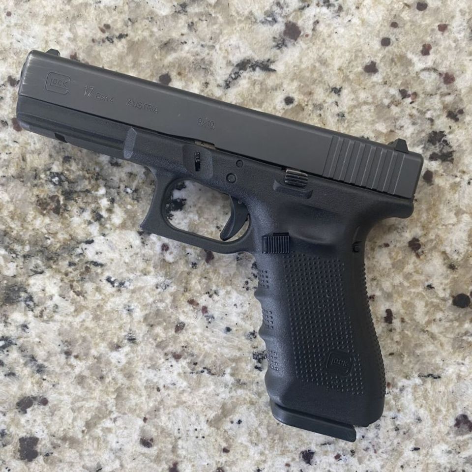 Image 1 - Glock 17 Gen 4