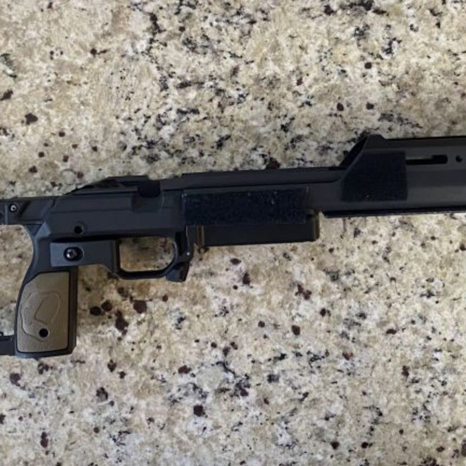 Image 1 - KRG Whiskey 3 Chassis w/forend