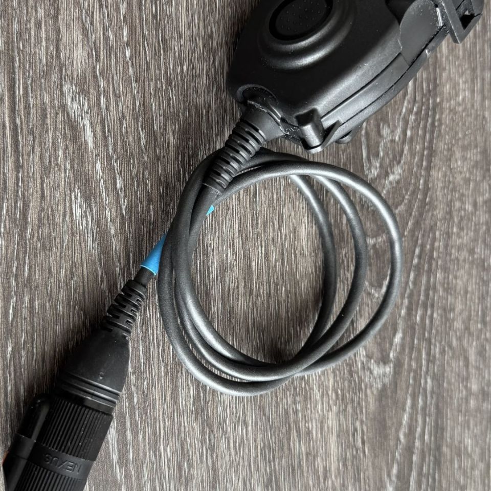 Image 2 - Peltor PTT