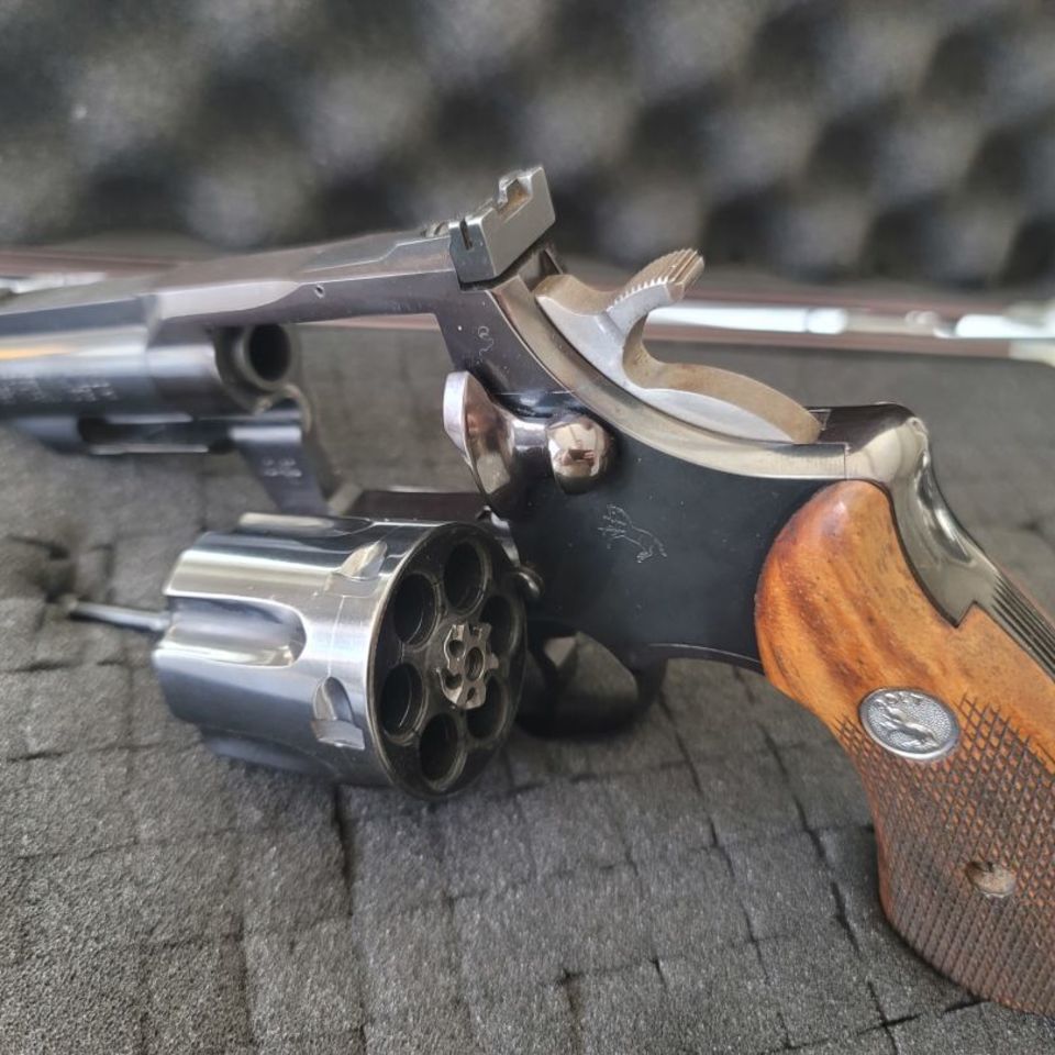 Image 2 - Colt Trooper MK III