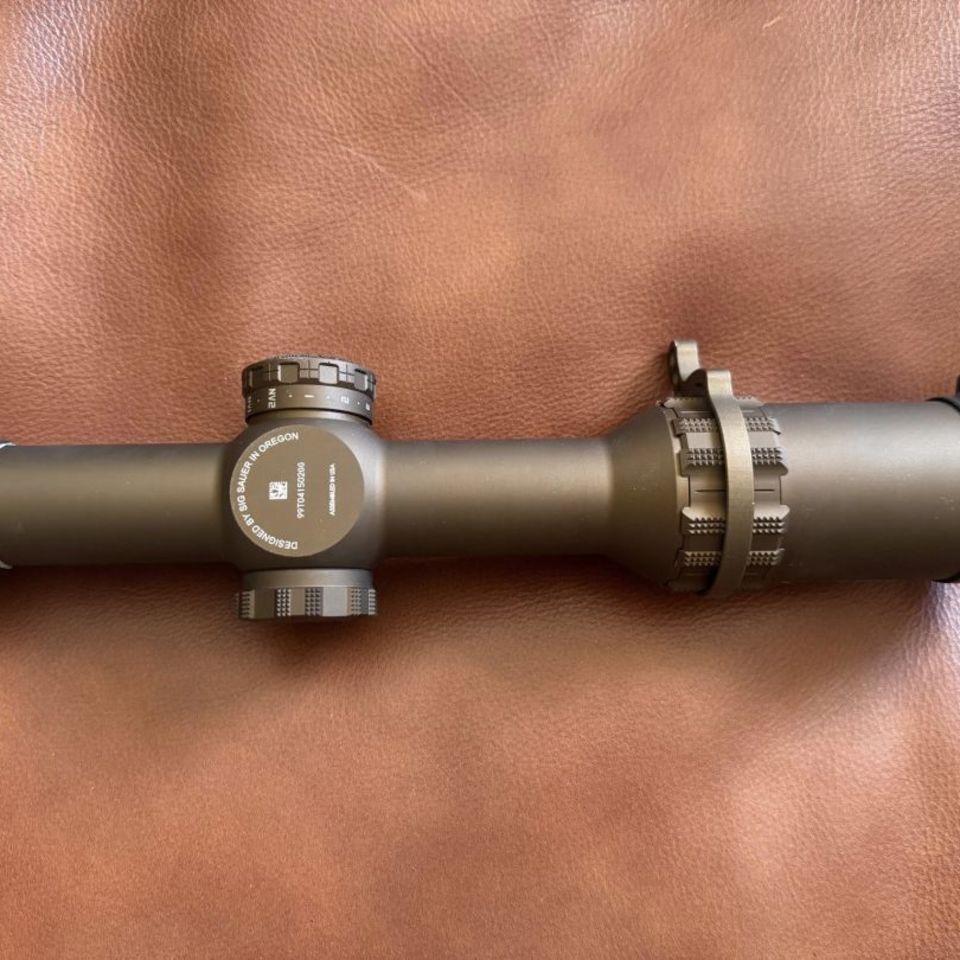 Image 3 - Sig Tango6T LPVO 1-6 30mm FFP