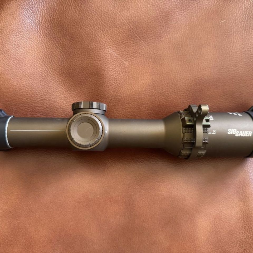 Image 4 - Sig Tango6T LPVO 1-6 30mm FFP