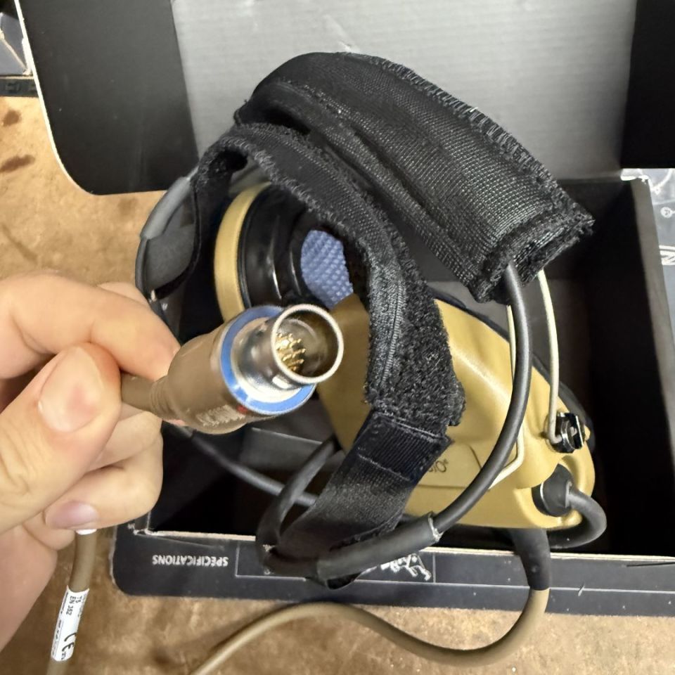 Image 2 - INVISIO T5 Headset, Neckband,