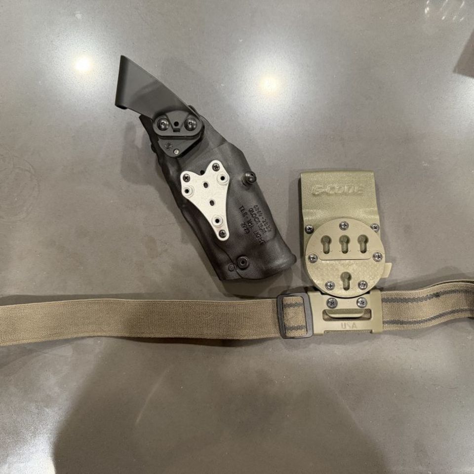 Image 2 - Safariland g19 x300 tlr1 holst