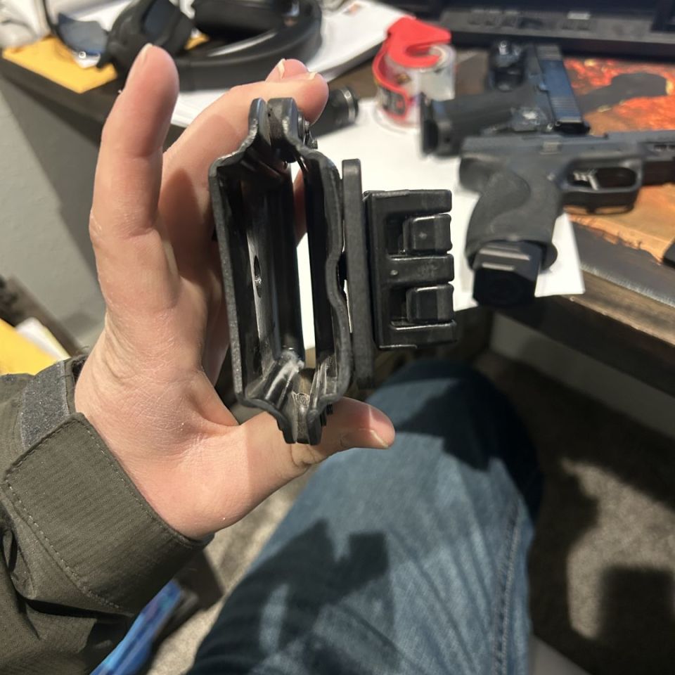 Image 3 - Ghost AR mag pouch with mount 