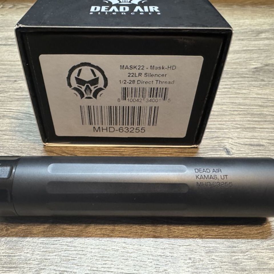 Image 1 - Mask 22 hd used 