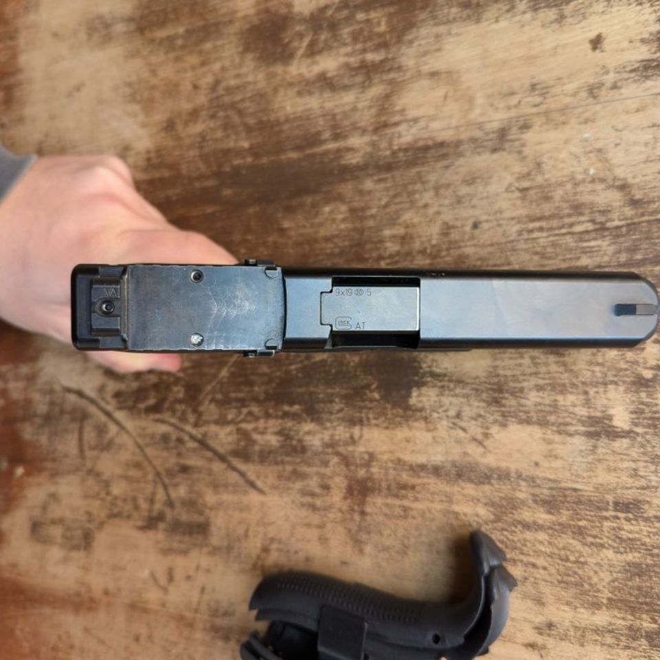 Image 3 - Glock 17.5 RMR Cut Slide