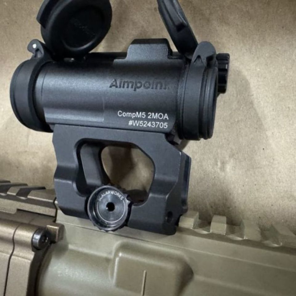 Image 5 - Daniel Defense 300 blk upper