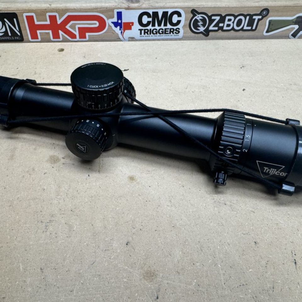 Image 2 - Trijicon CredoHX 1-8 MOA