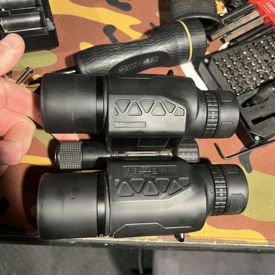 Image 2 - Bushnell Fusion 10x42 Binos 