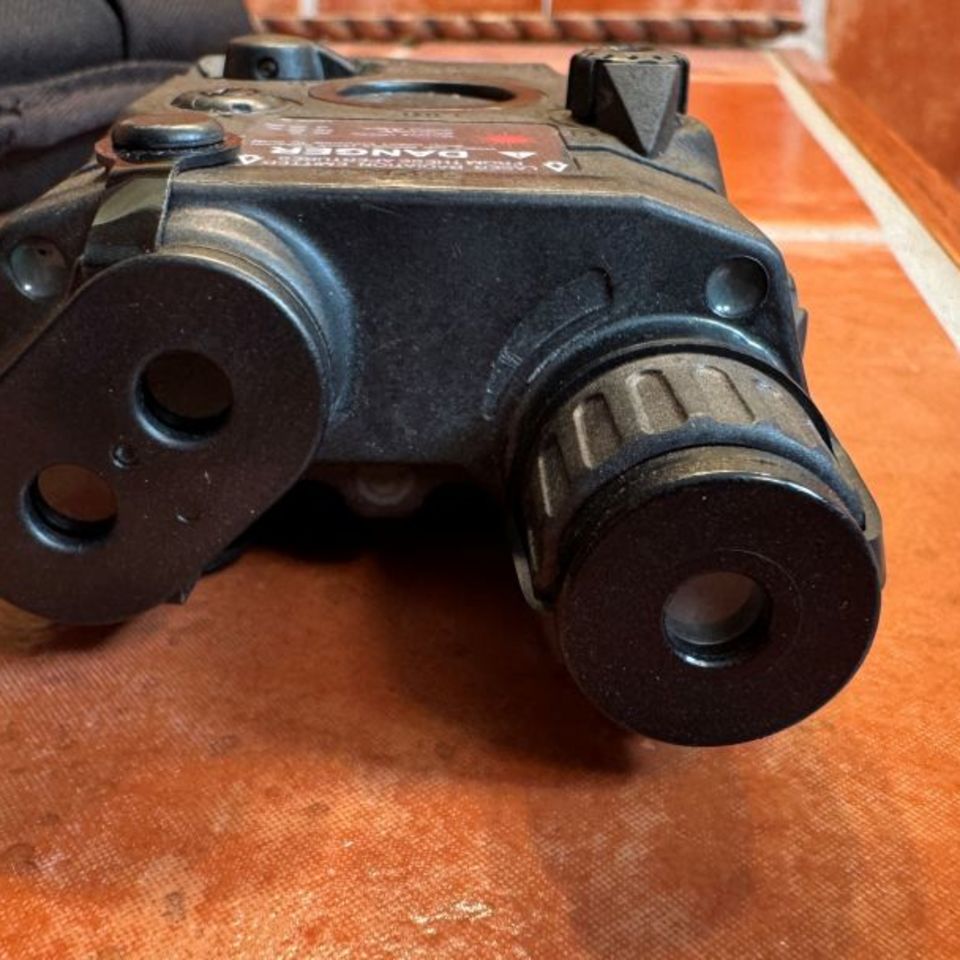 Image 4 - NEW L3 LA5B (Black) unissued