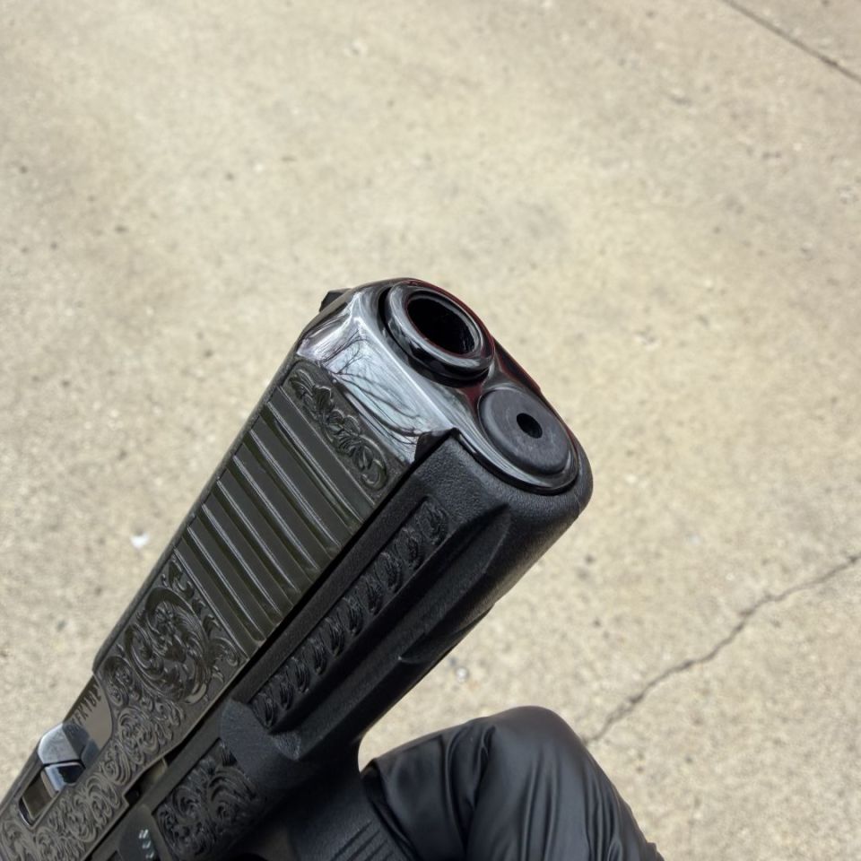 Image 5 - Glock 17 Gen 5