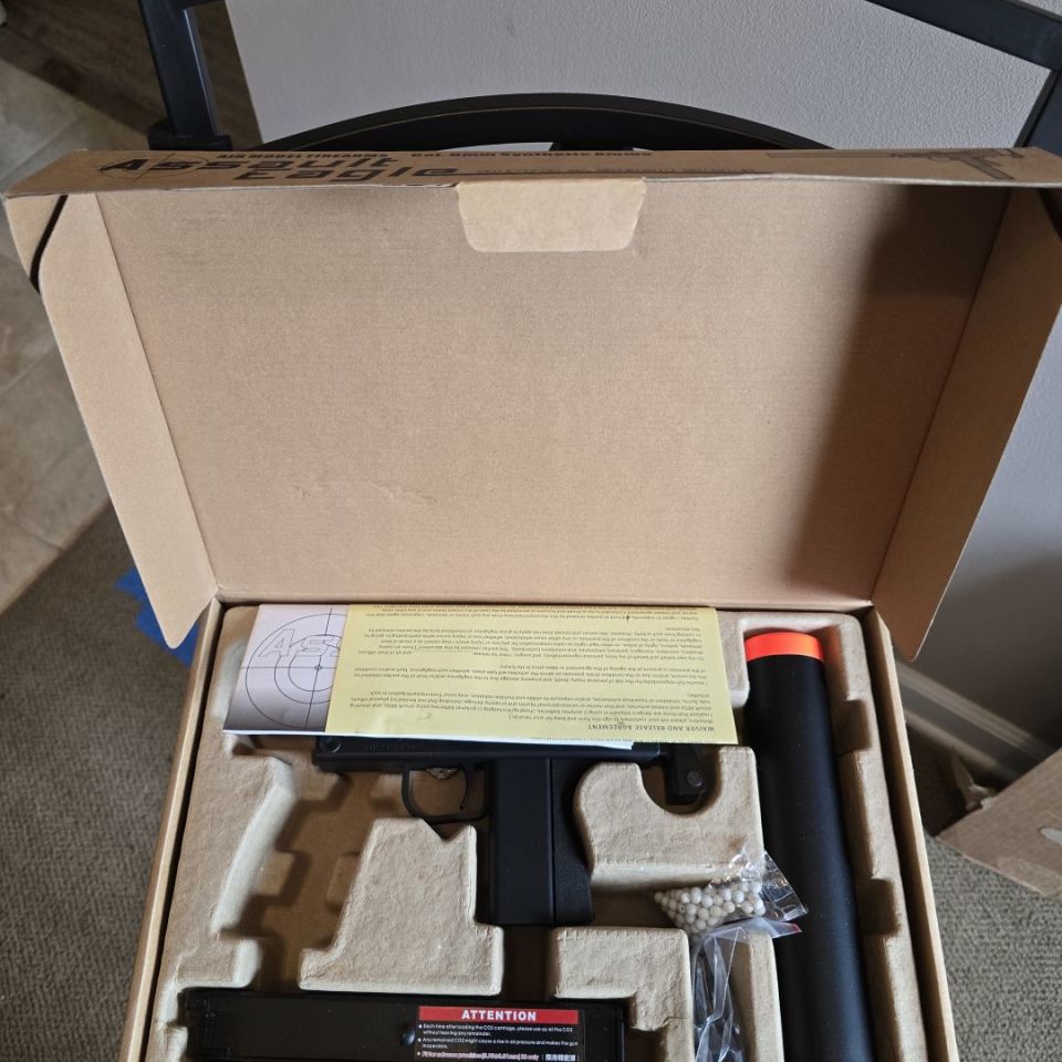 Image 3 - HFC metal MAC-11 airsoft 6mm