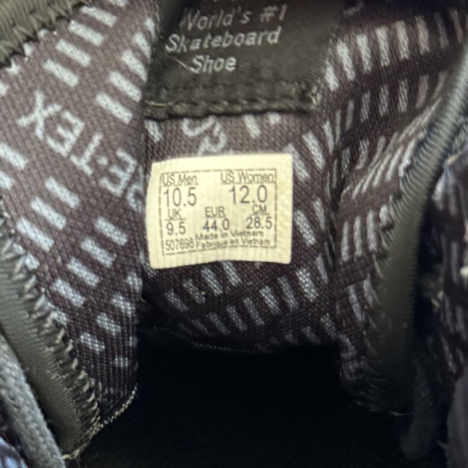 Image 2 - VANS Notchback 10.5