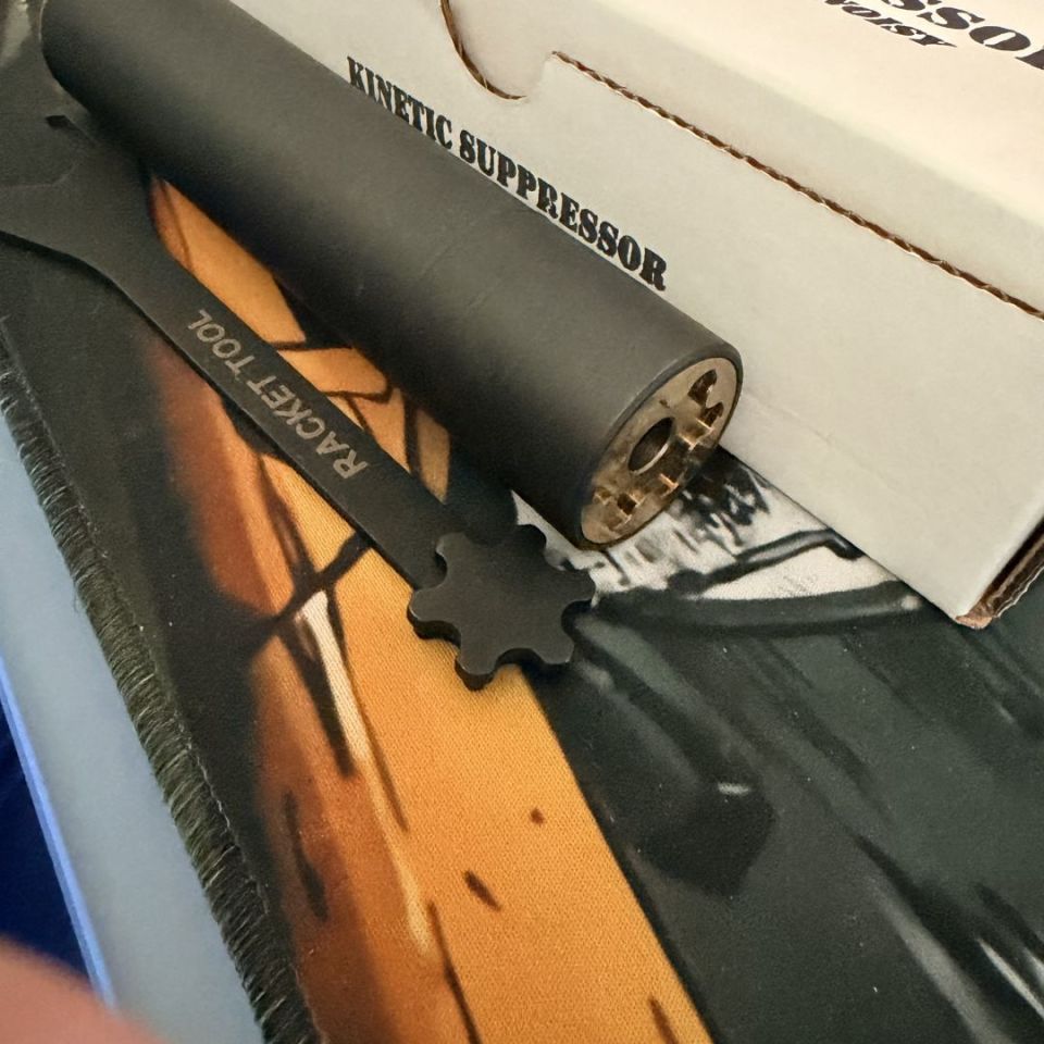 Image 1 - Kinetic suppressor Racket 7.62