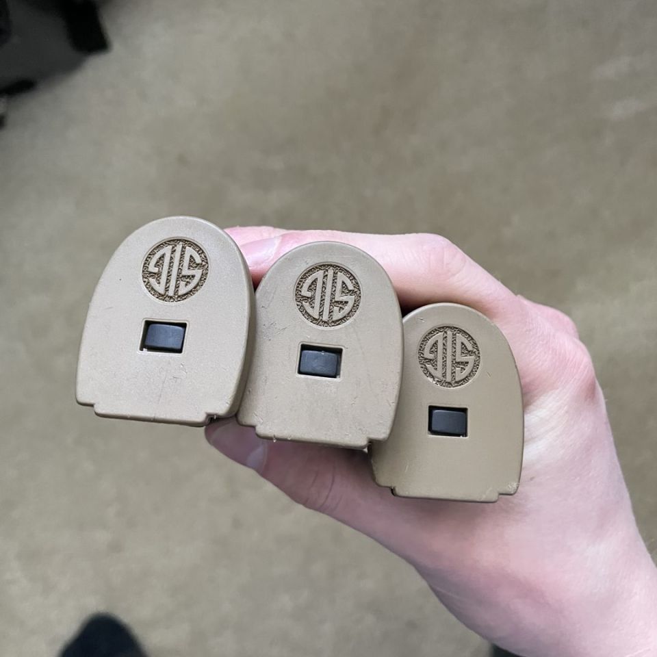Image 2 - 3 Sig P320 15rd FDE mags