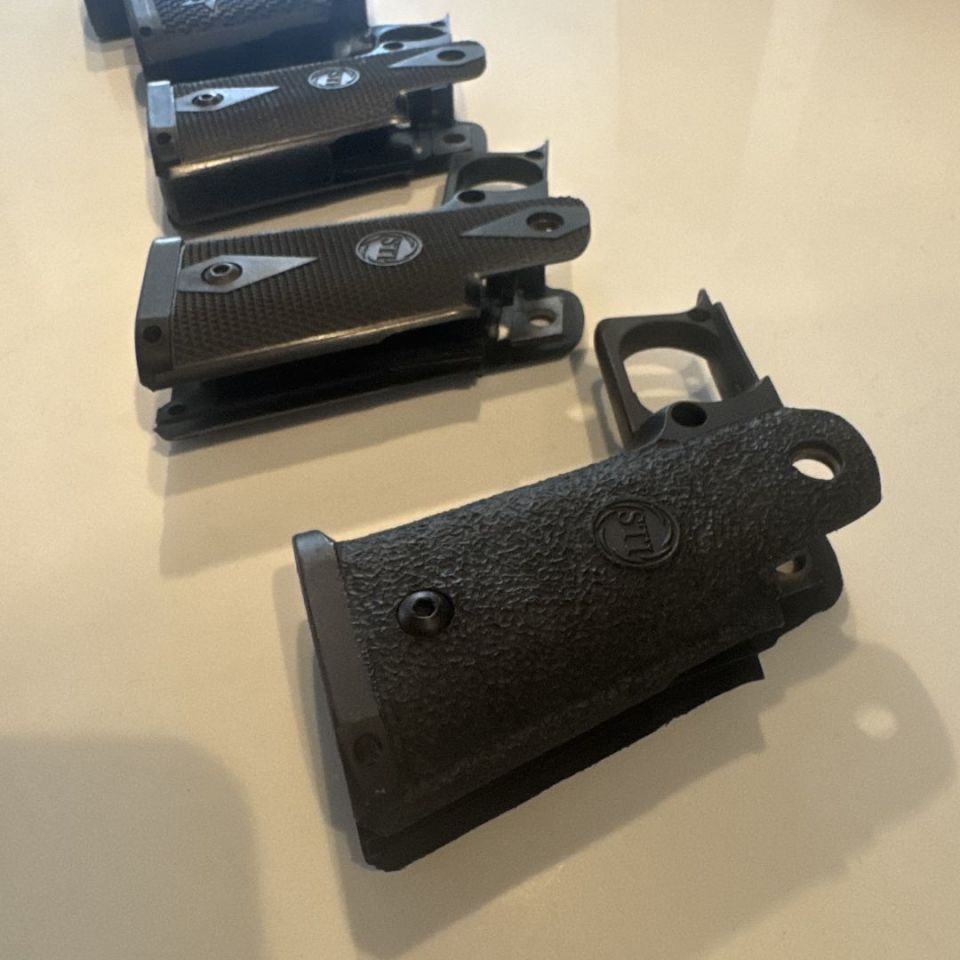 Image 2 - Multiple staccato grips