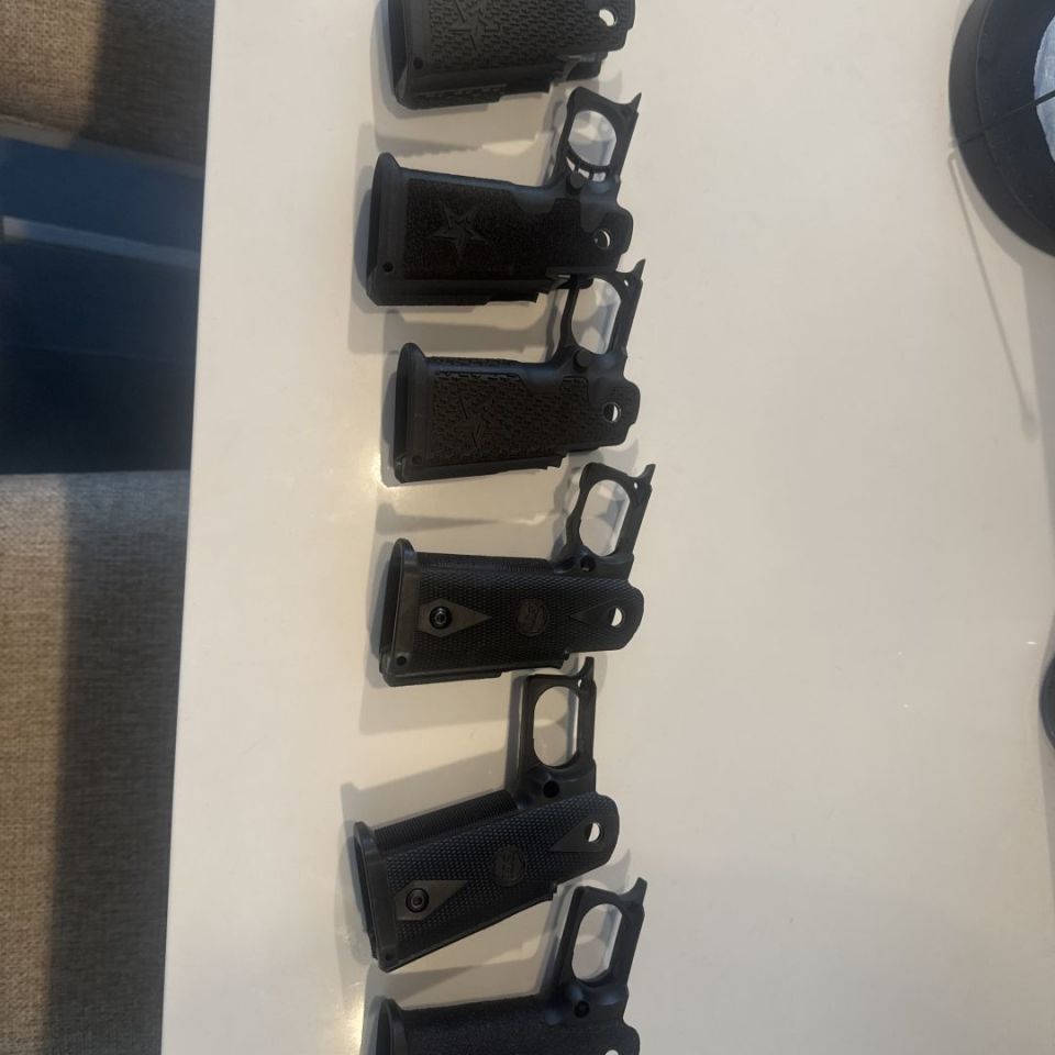 Image 1 - Multiple staccato grips