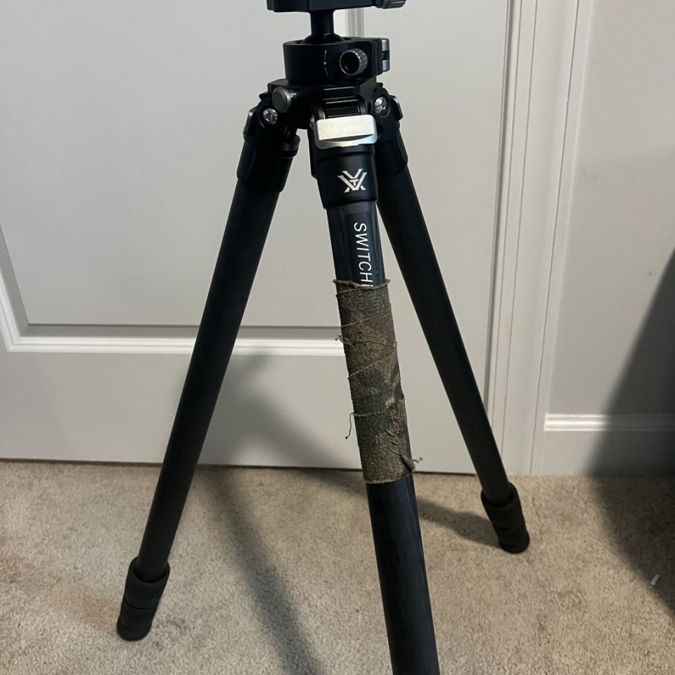 Image 3 - Vortex switch view tripod 