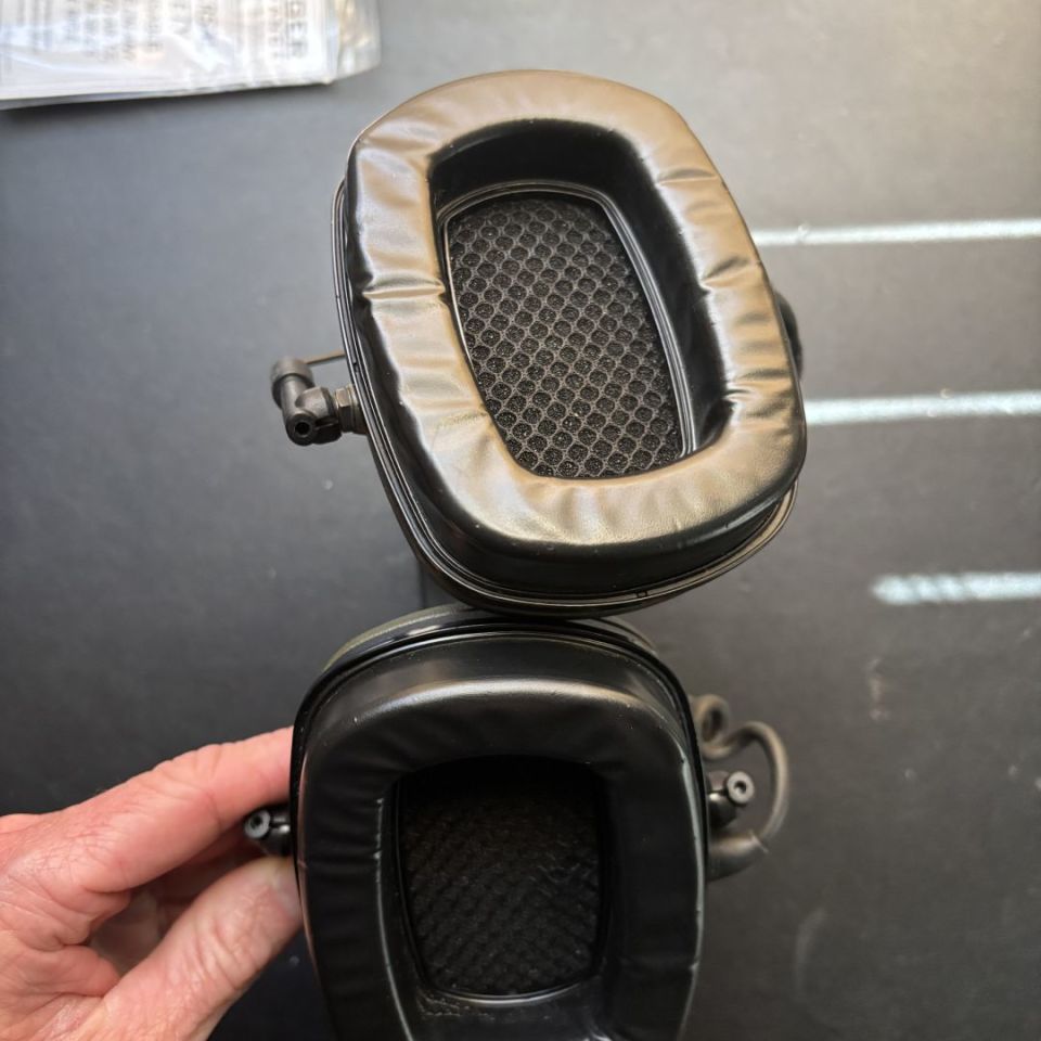 Image 4 - Otto noise barrier 