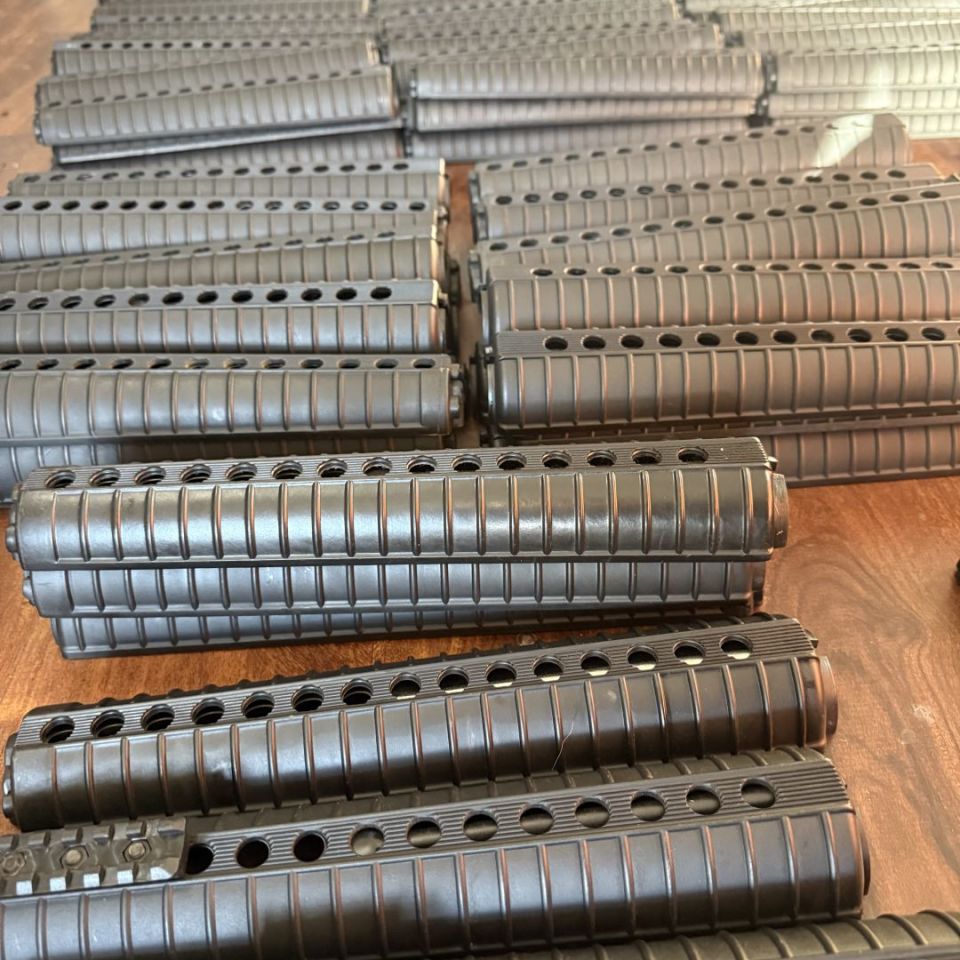 Image 3 - Lot of 198x A2 Handguards