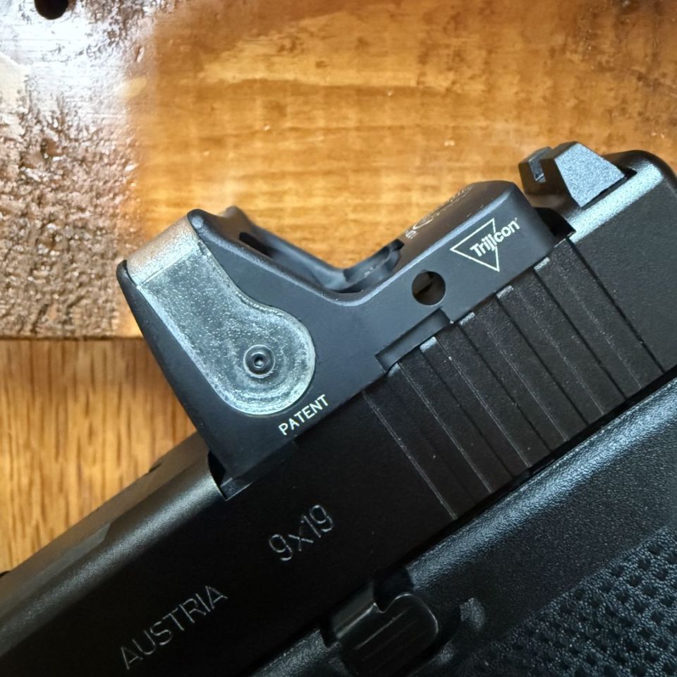 Image 2 - Trijicon RMR Dual Illumination