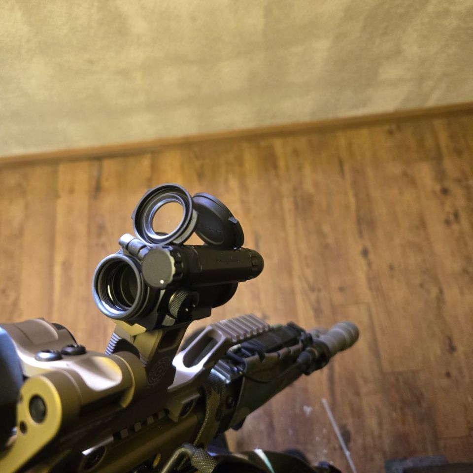 Image 2 - Gbrs m5 comp and 3xmag-1